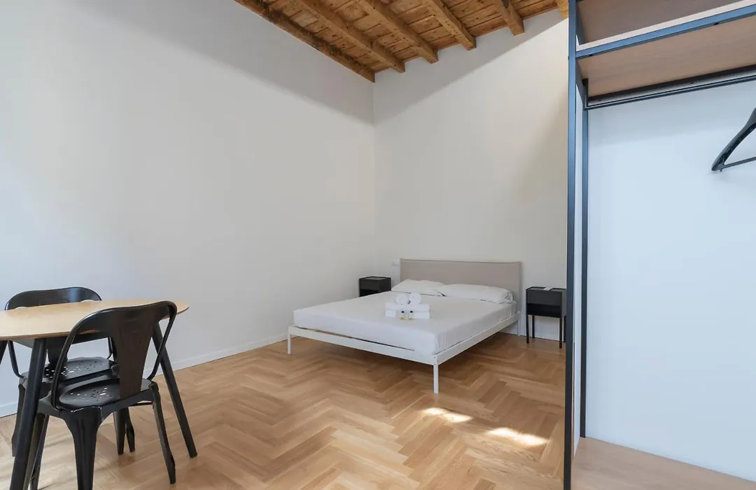 Xenia Milan - Suite in Corso San Gottardo B-1